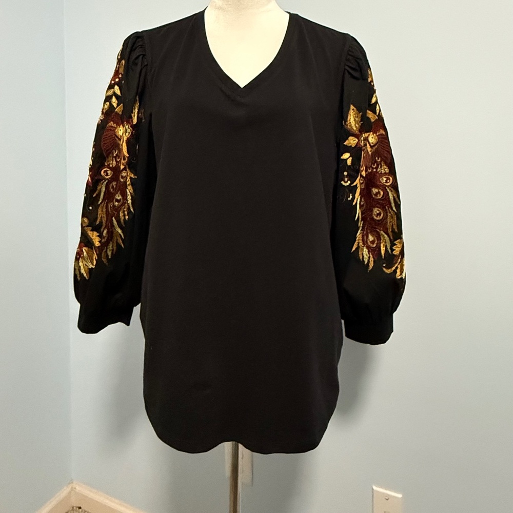 Chico’s 3 Black Embroidered Peacock Bird Sleeve Top Size XL‎